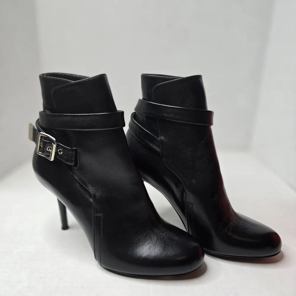 NWT Chloe Black Leather Ankle Booties, Sz 37.5 - Picture 2 of 8
